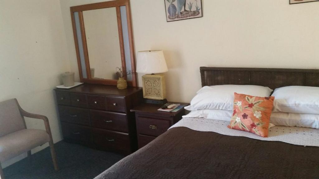 Midtown Guest House ชาร์ลอตต์อะมาลี ห้อง รูปภาพ